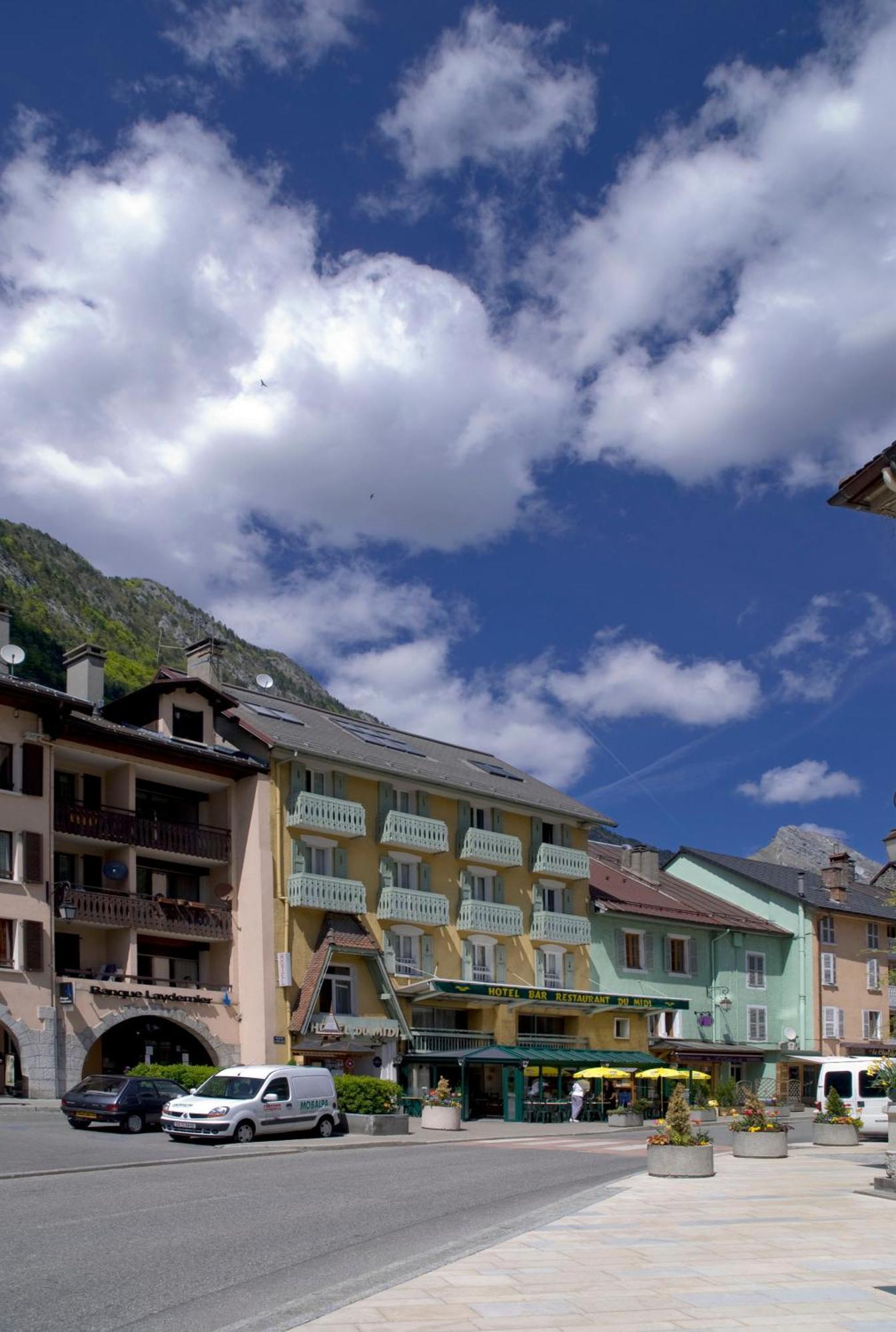Hotel Du Midi Thônes Eksteriør billede